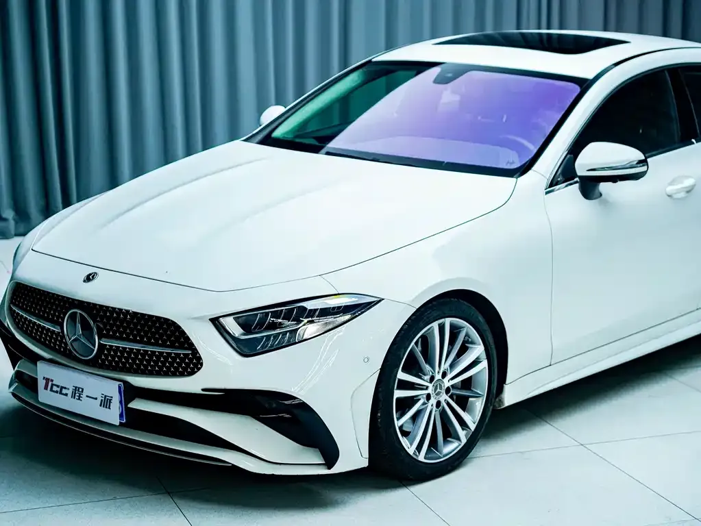 Mercedes-Benz CLS — фото 6