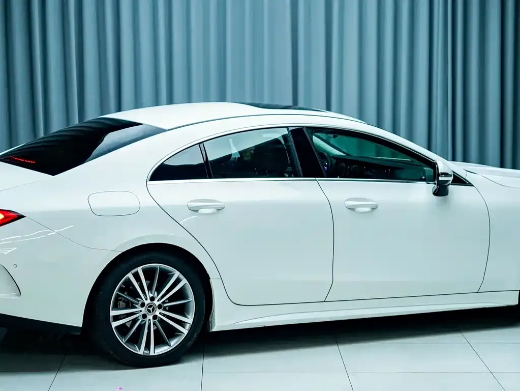 Mercedes-Benz CLS — фото 2