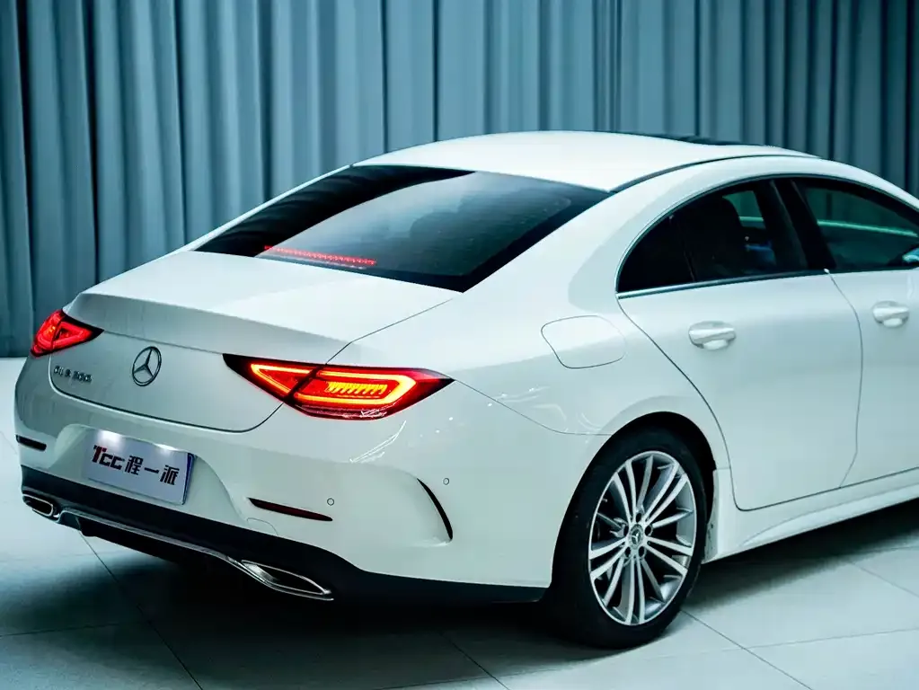 Mercedes-Benz CLS — фото 3