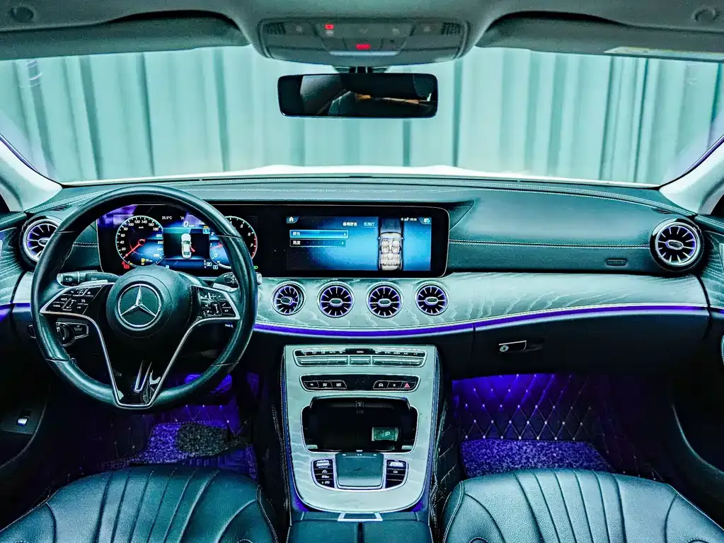 Mercedes-Benz CLS — фото 10