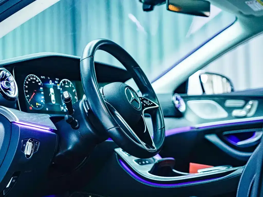 Mercedes-Benz CLS — фото 5