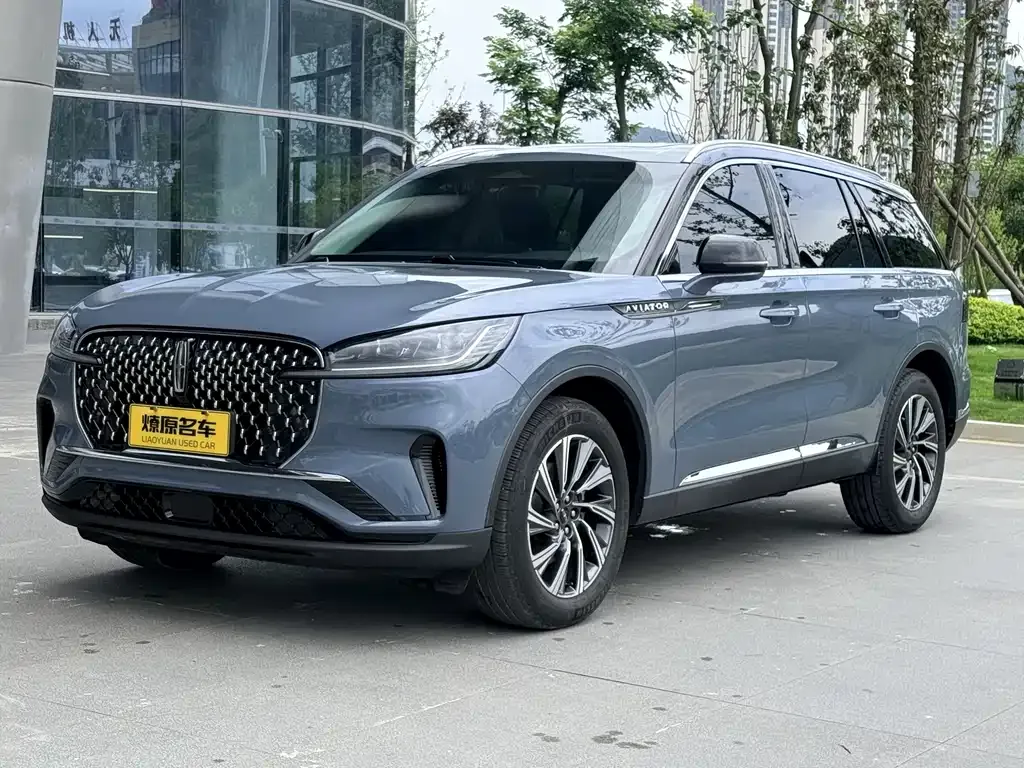 Lincoln Aviator — фото 1