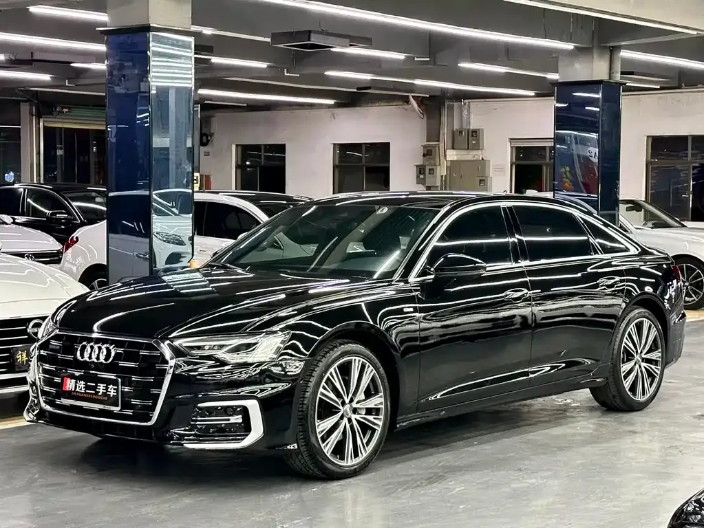 Audi A6L — фото 1