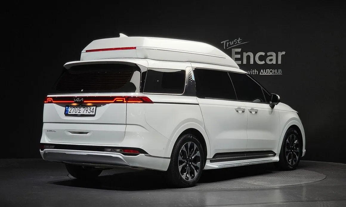 Kia Carnival — фото 4