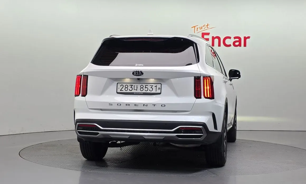 Kia Sorento — фото 4