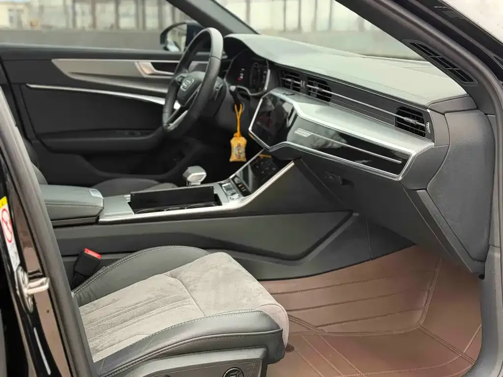 Audi A6L New Energy — фото 3