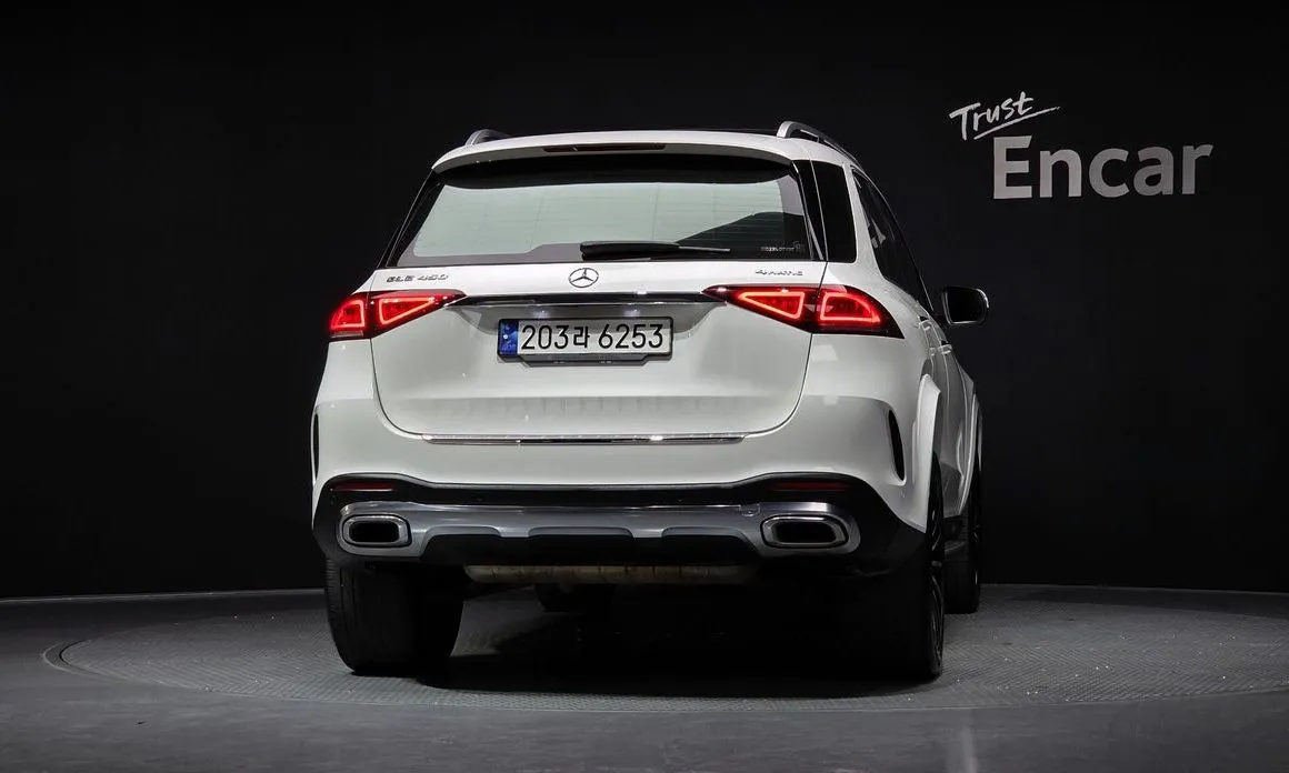 Mercedes-Benz GLE-Class — фото 4