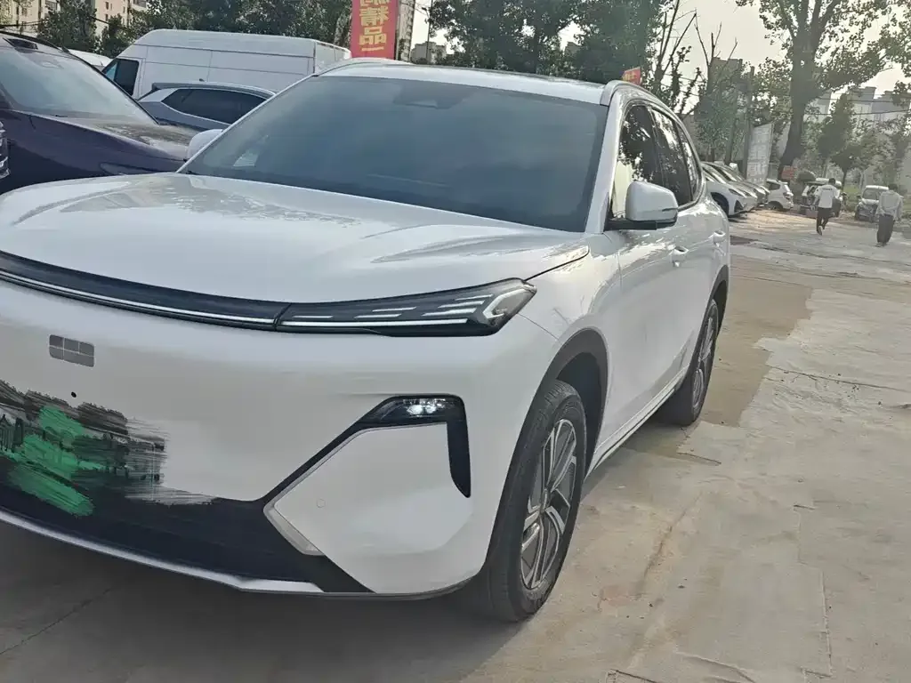 Geely Galaxy Xingjian 7 — фото 1