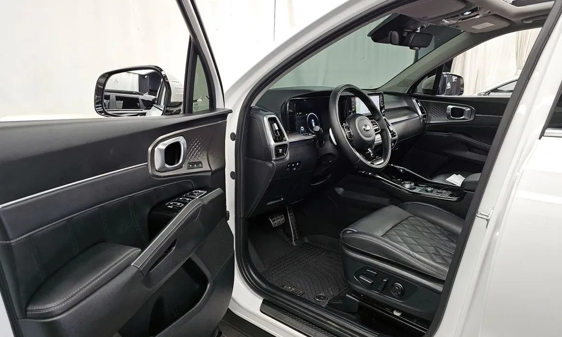 Kia Sorento — фото 7