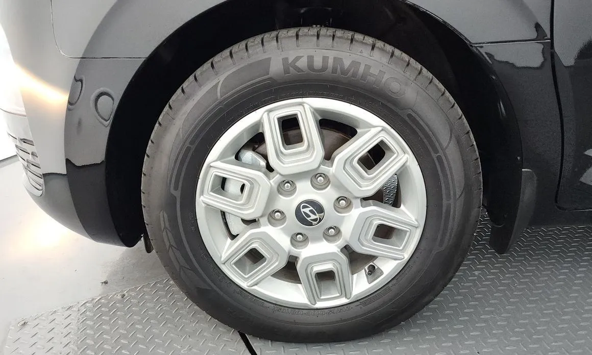 Hyundai Staria — фото 4