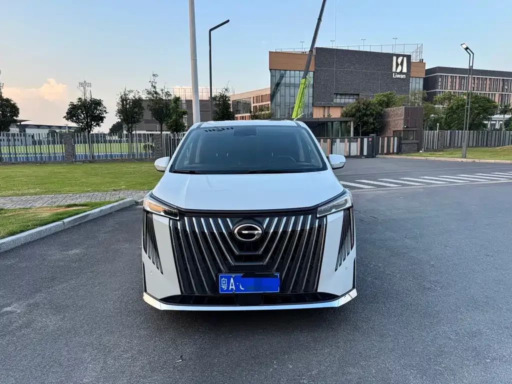 GAC Motor Trumpchi M8 — фото 8