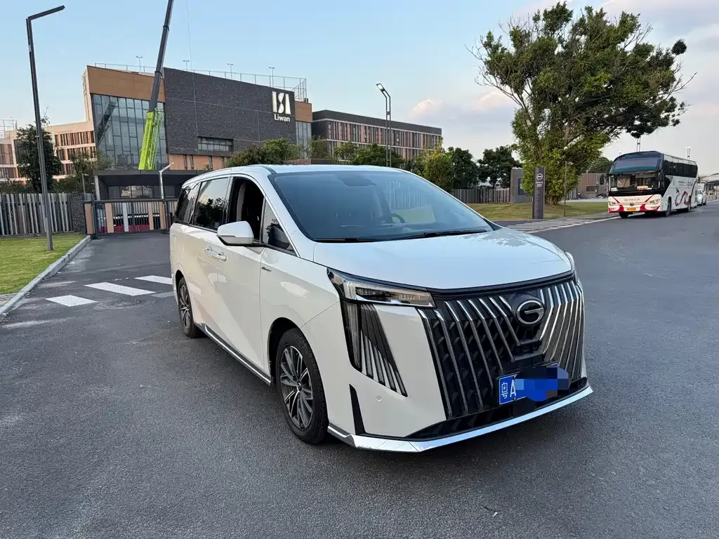 GAC Motor Trumpchi M8 — фото 6