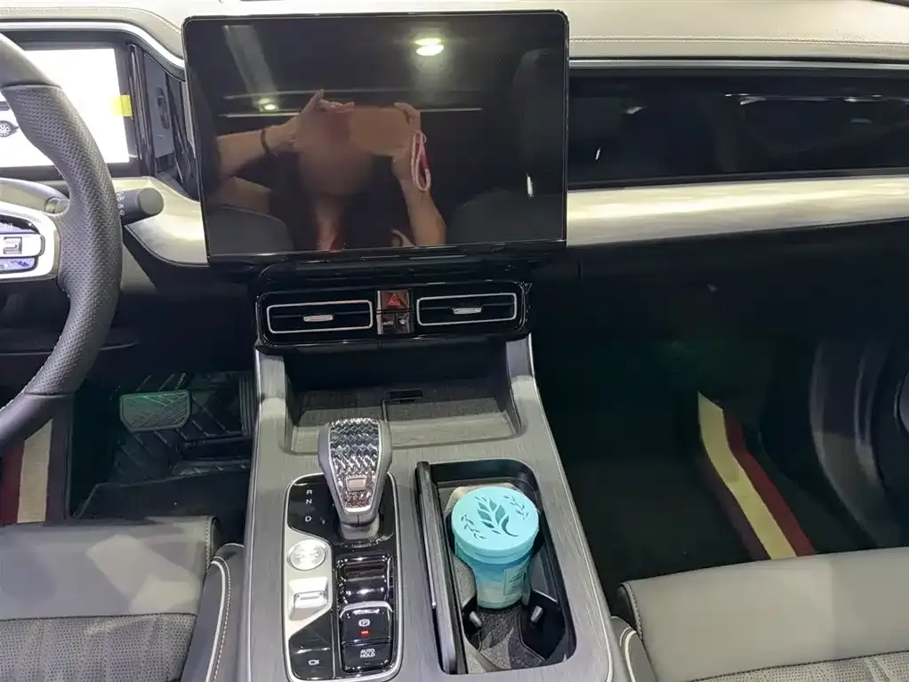 GAC Motor Trumpchi GS8 — фото 10