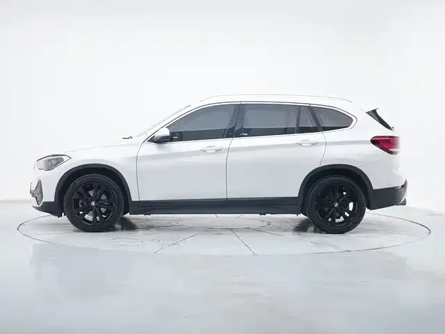 BMW X1 — фото 4