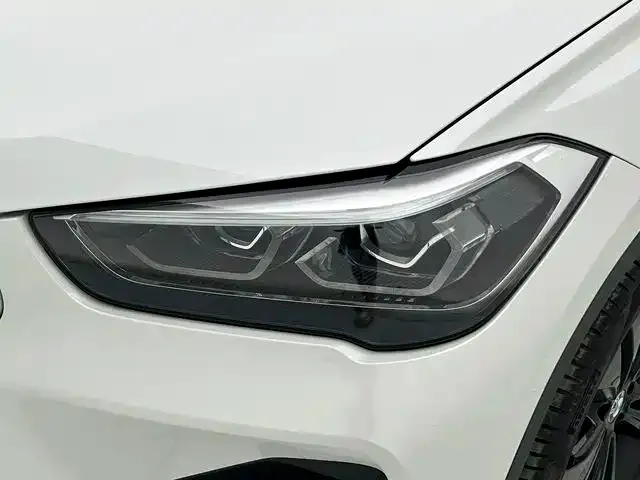 BMW X1 — фото 7