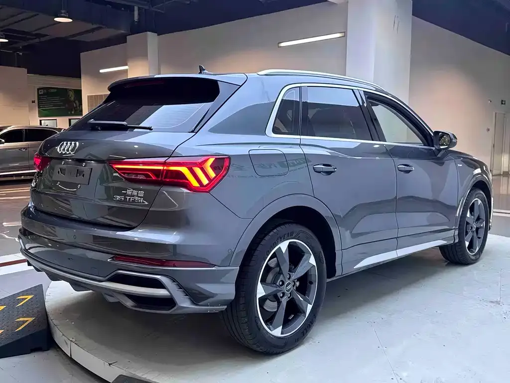 Audi Q3 — фото 2