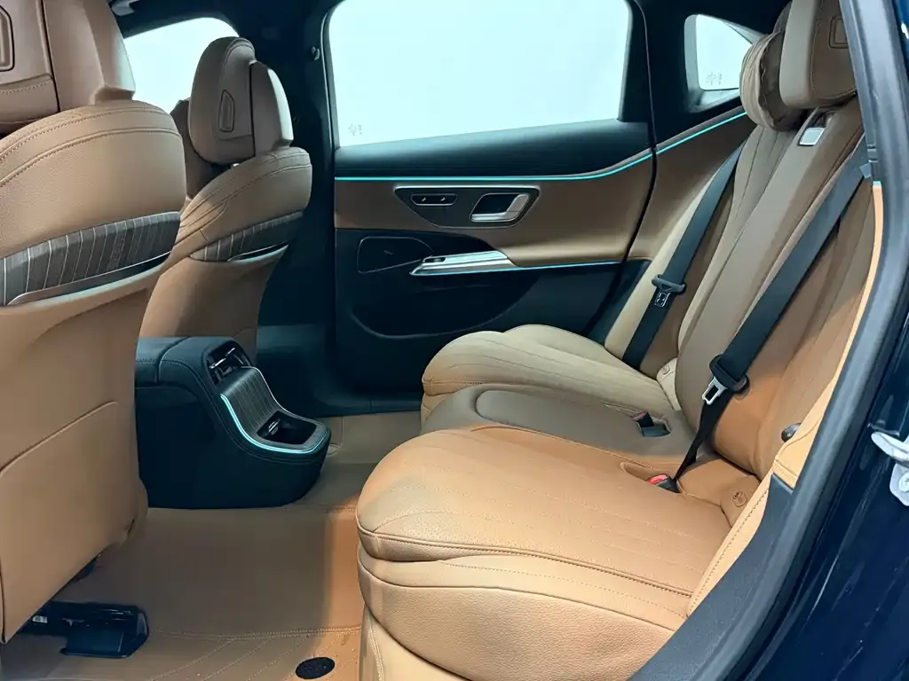 Mercedes-Benz E-Class New Energy — фото 3