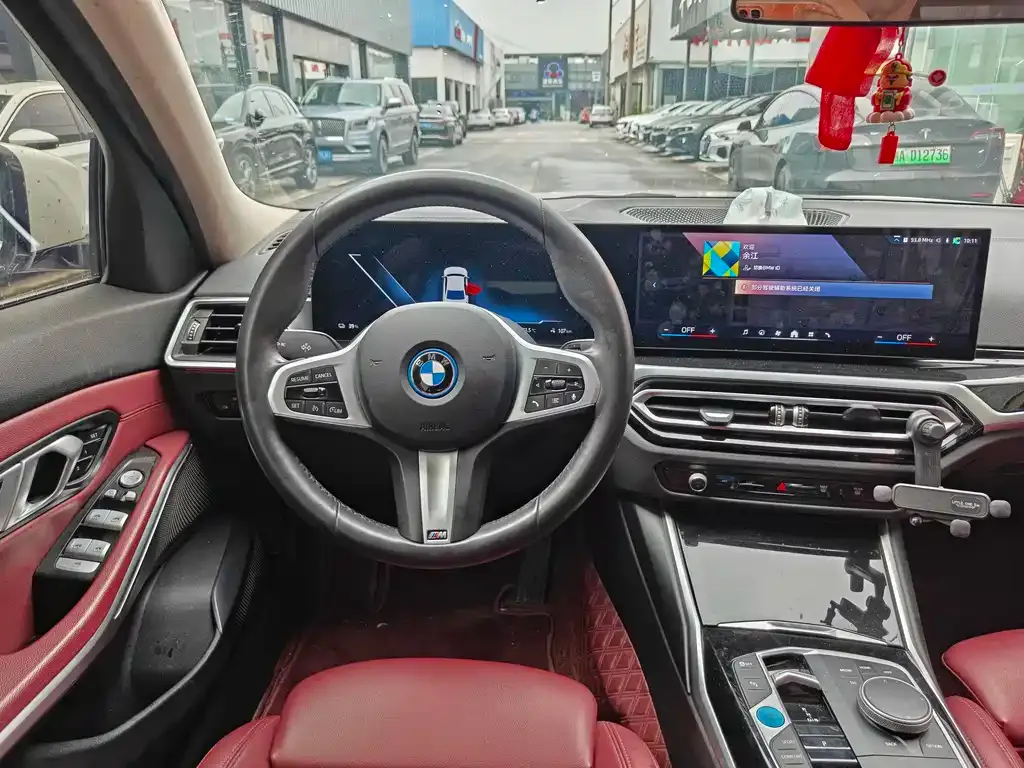 BMW i3 — фото 7