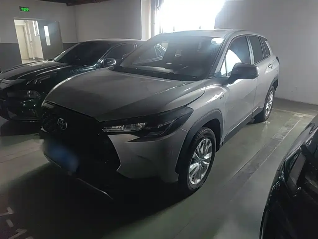 Toyota Corolla Cross — фото 4