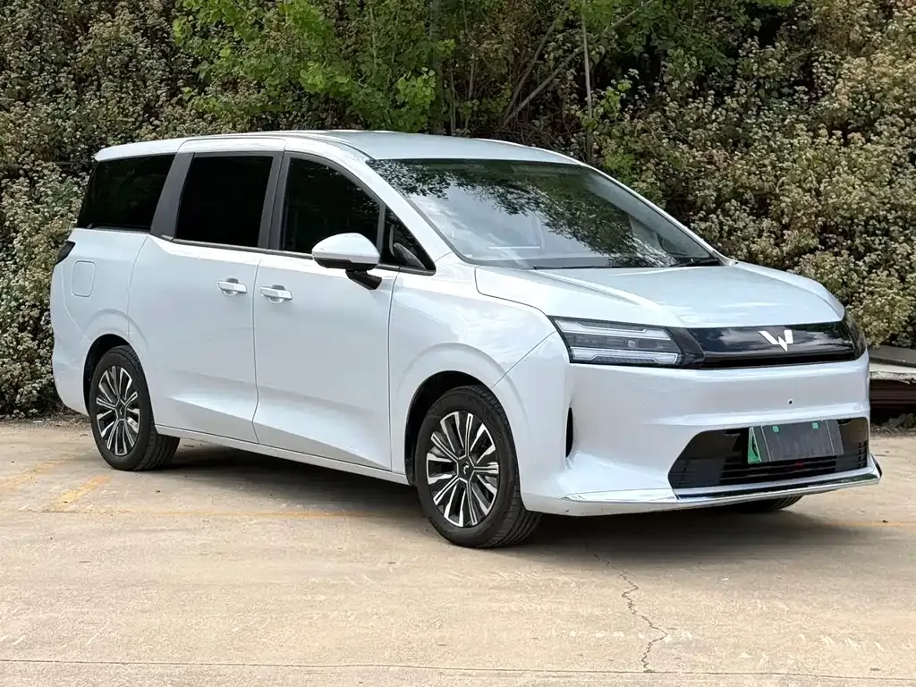 Wuling Starlight 730 New Energy — фото 9