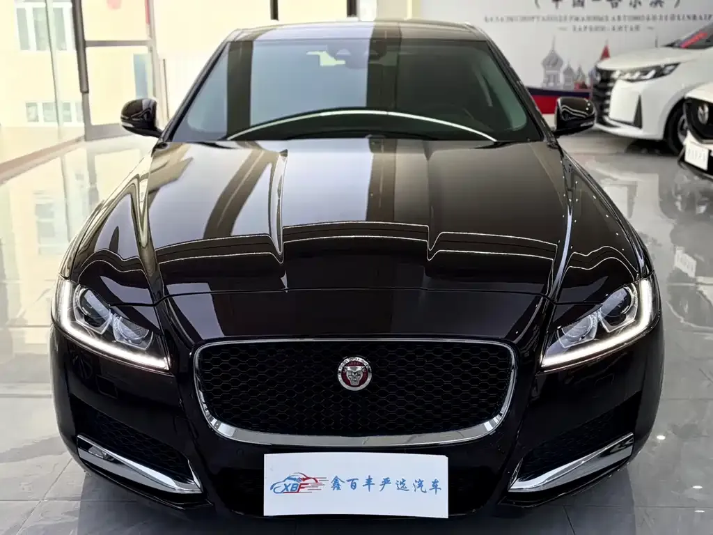 Jaguar XFL — фото 2