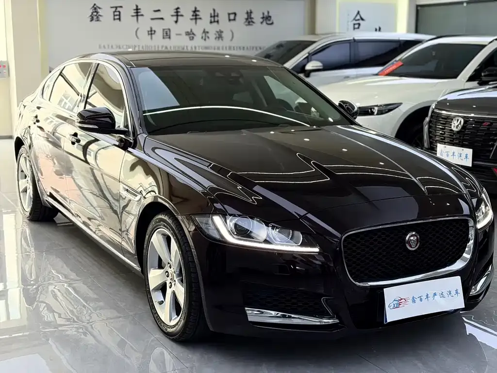 Jaguar XFL — фото 3