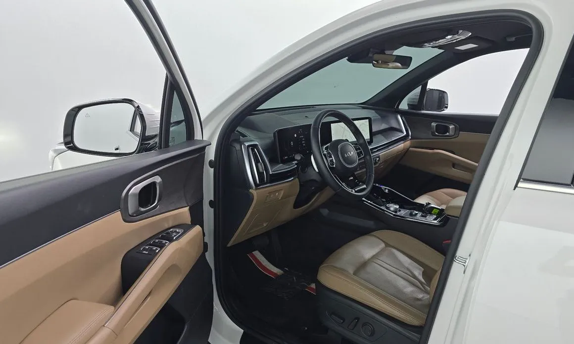 Kia Sorento — фото 8