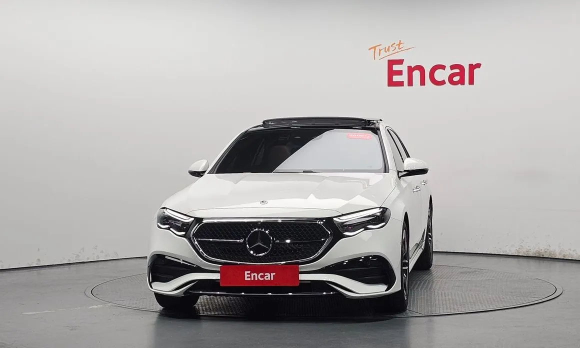 Mercedes-Benz E-Class — фото 10