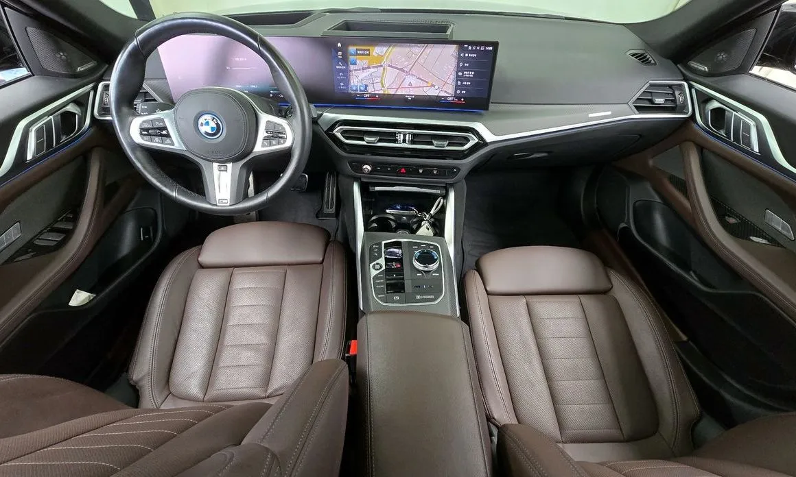 BMW i4 — фото 8