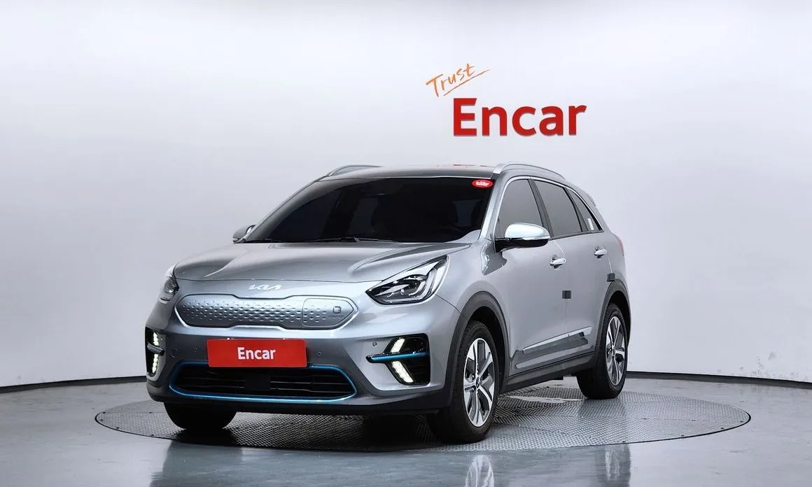 Kia Niro — фото 1