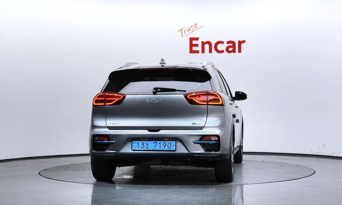 Kia Niro — фото 3