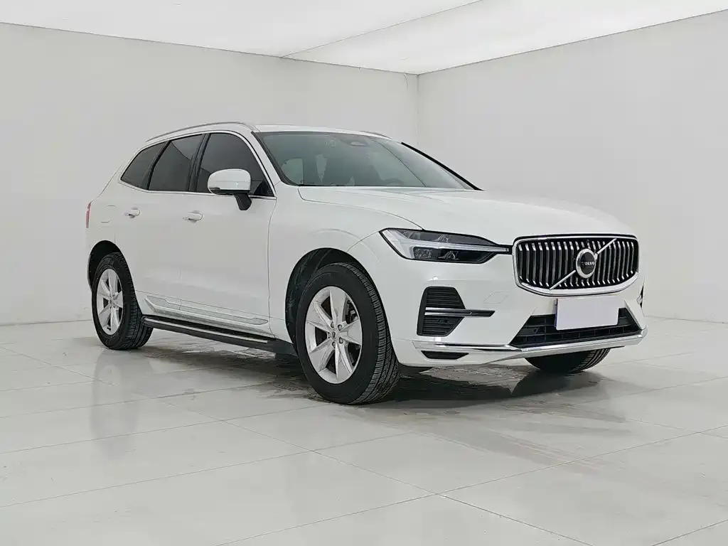 Volvo XC60 — фото 3