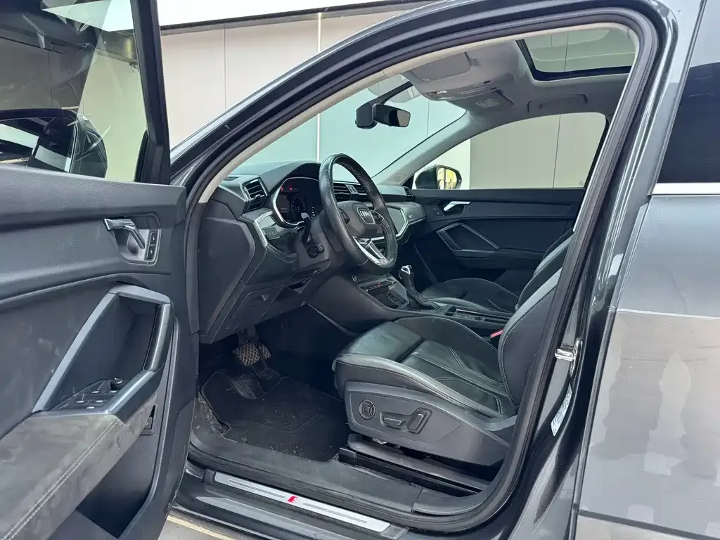 Audi Q3 Sportback — фото 6