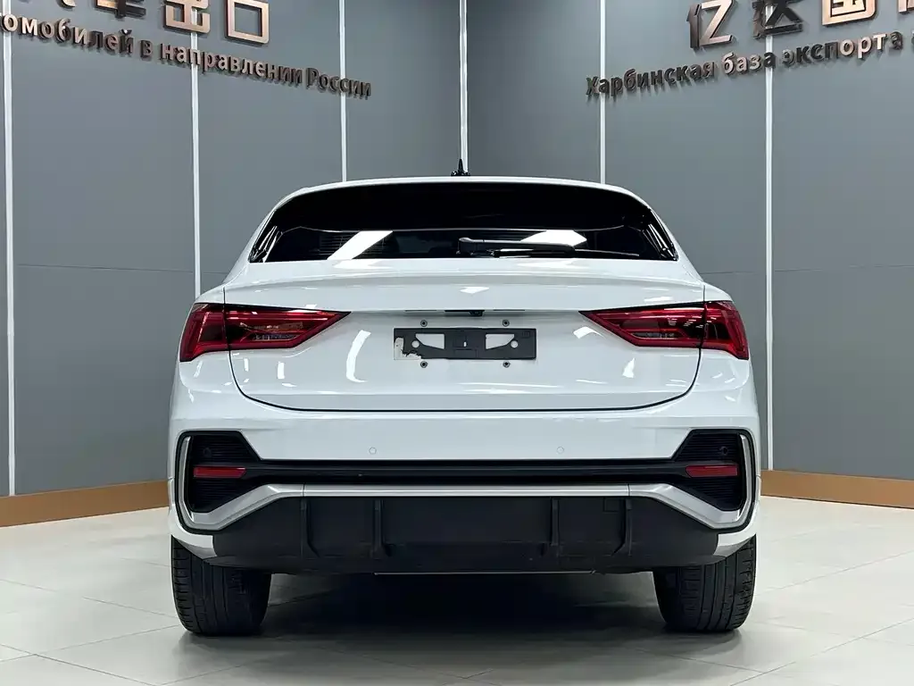 Audi Q3 Sportback — фото 2