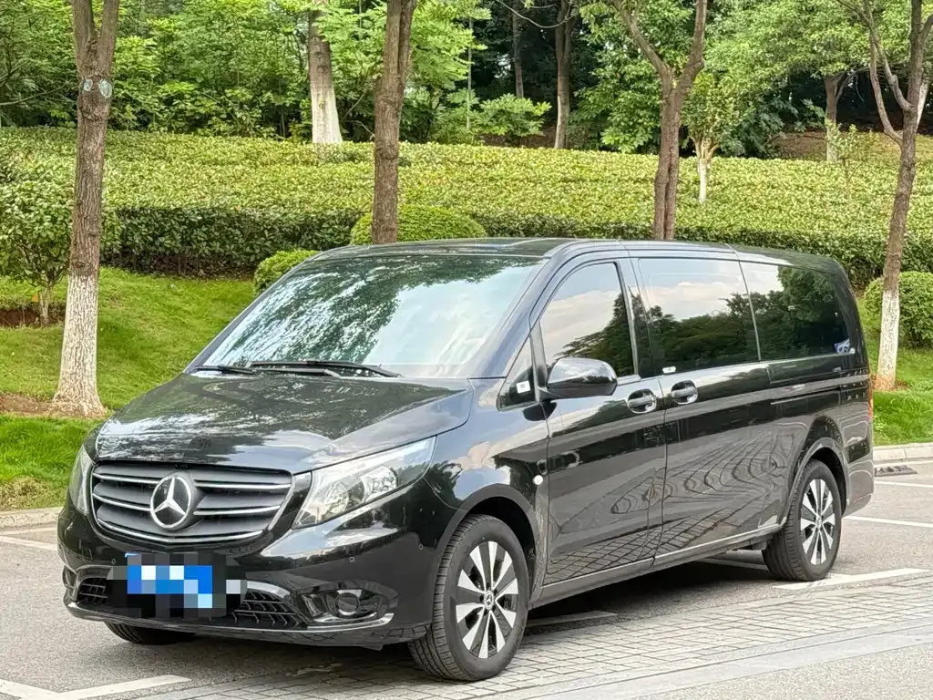 Mercedes-Benz Vito — фото 1