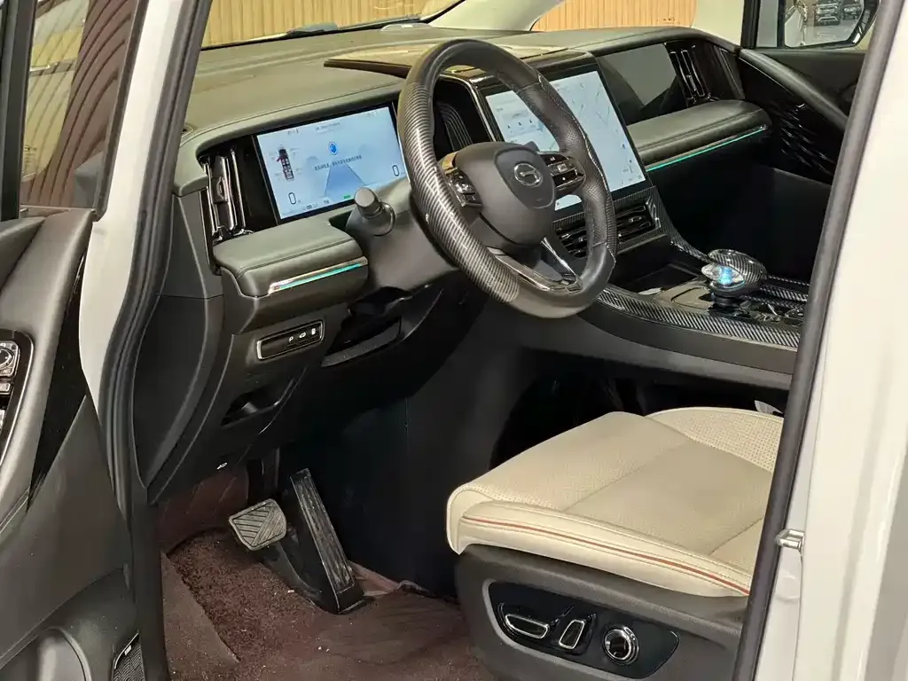 GAC Motor Trumpchi E9 — фото 8