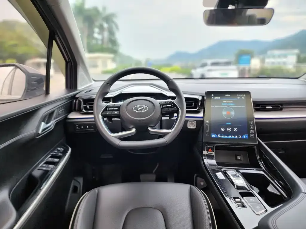 Hyundai Custo — фото 4