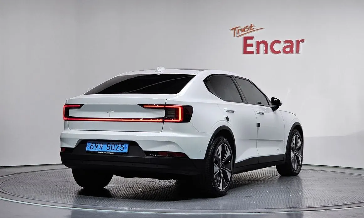 Polestar Polestar 2 — фото 4