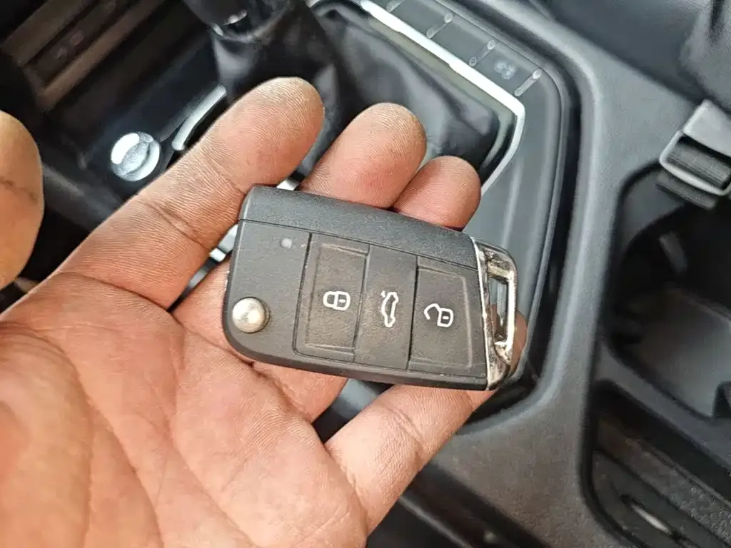 Volkswagen Tharu — фото 8