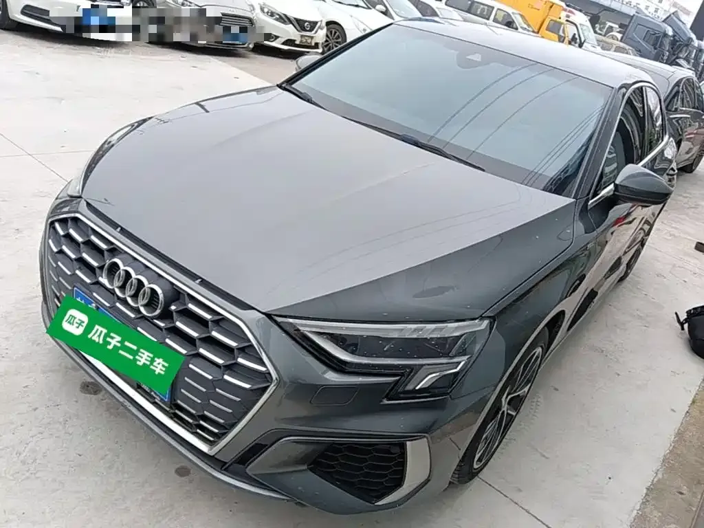 Audi A3 — фото 1