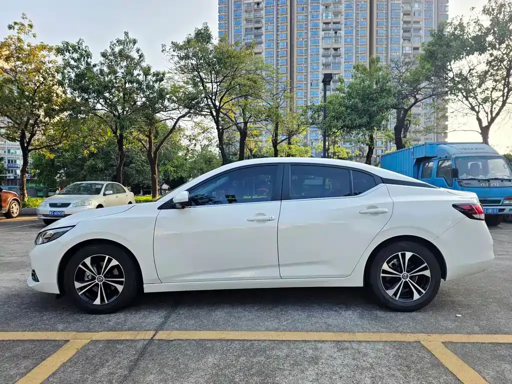 Nissan Sylphy — фото 6