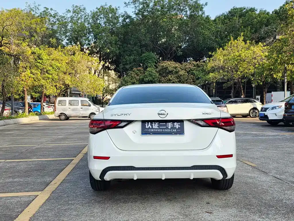 Nissan Sylphy — фото 5