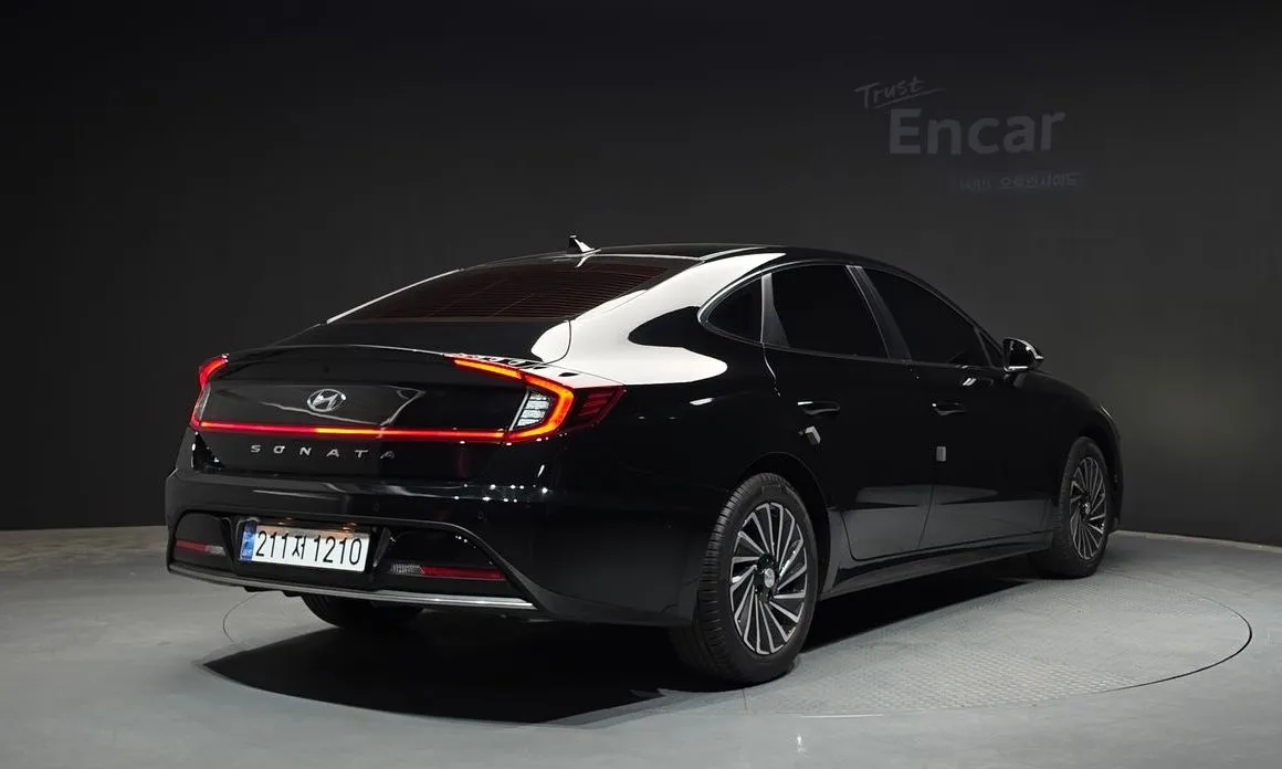 Hyundai Sonata — фото 2