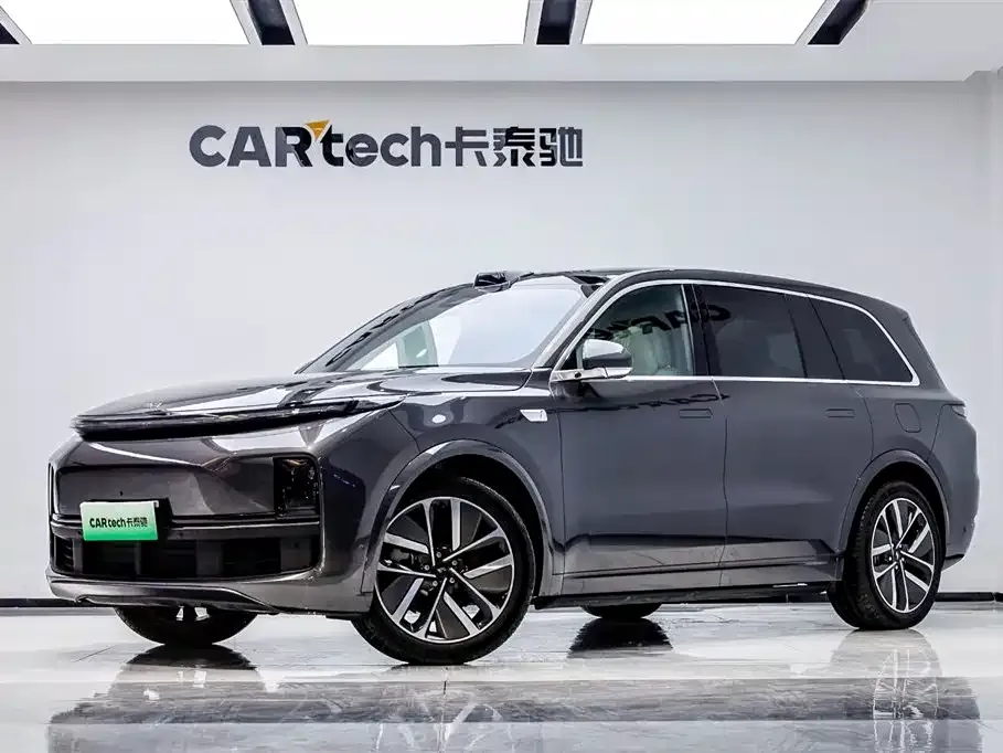 Li Auto L9 — фото 1