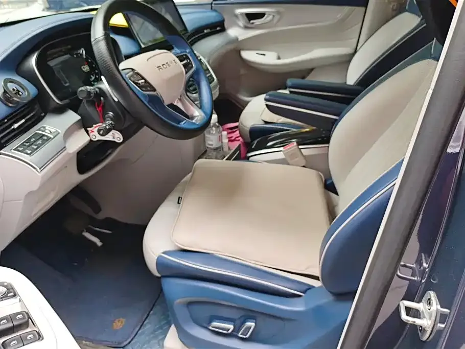 Roewe iMAX8 — фото 2