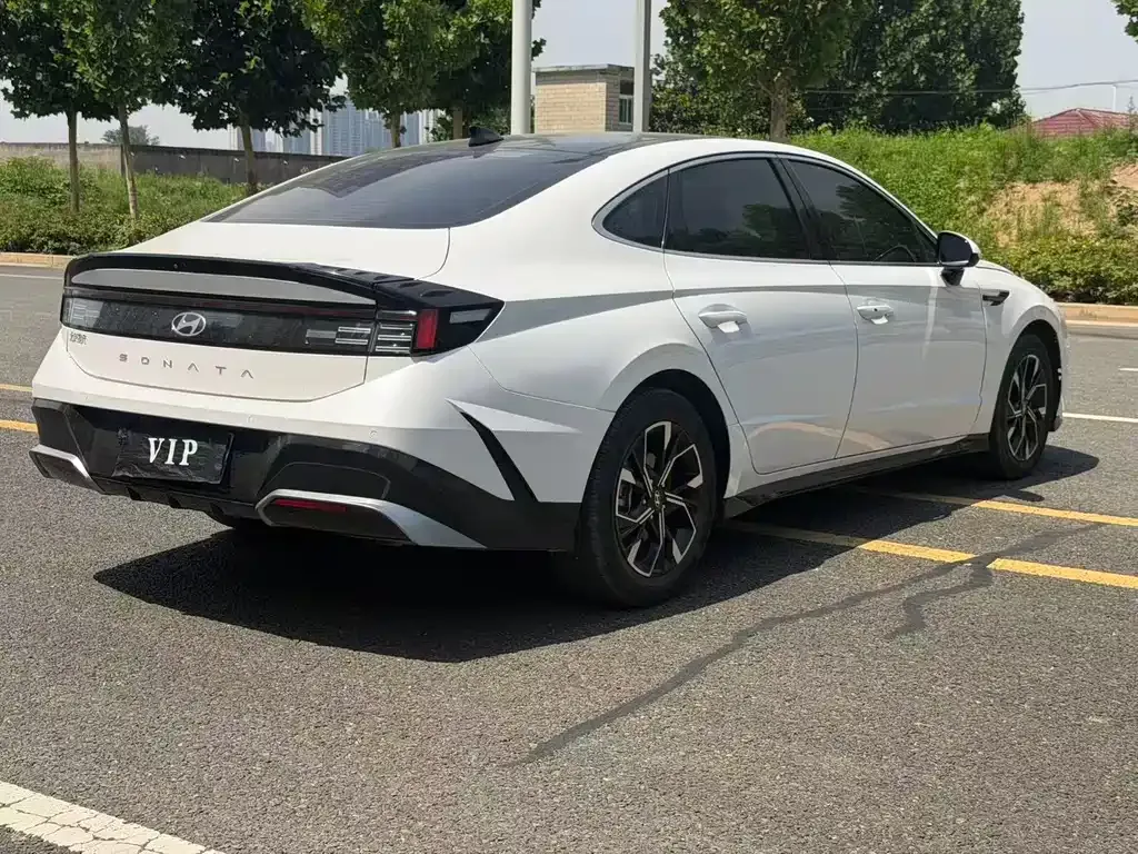 Hyundai Sonata — фото 4