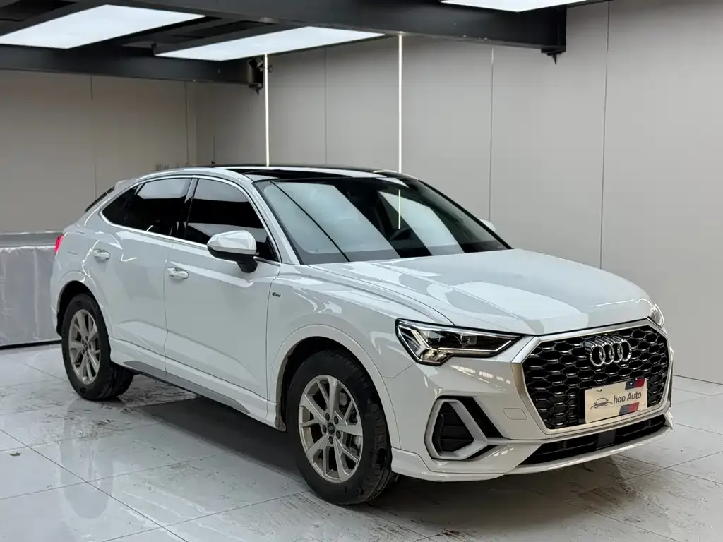 Audi Q3 Sportback — фото 6