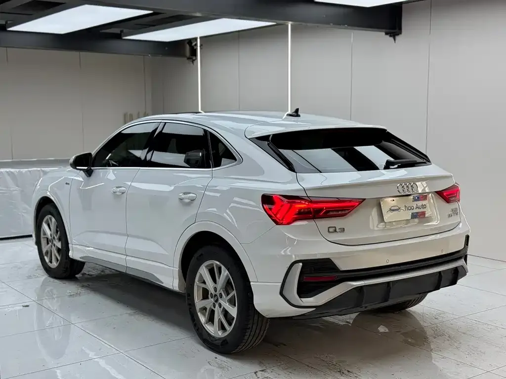 Audi Q3 Sportback — фото 4