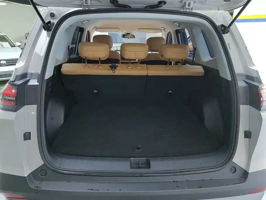 Wuling 星光560新能源 — фото 4