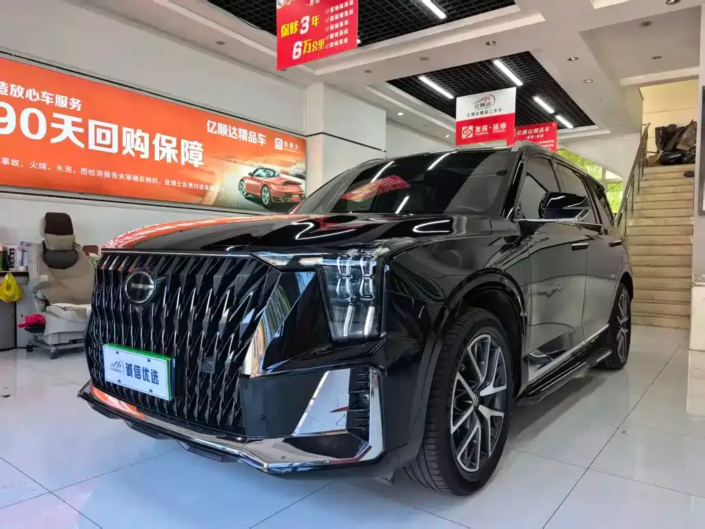 GAC Motor Trumpchi GS8 — фото 1